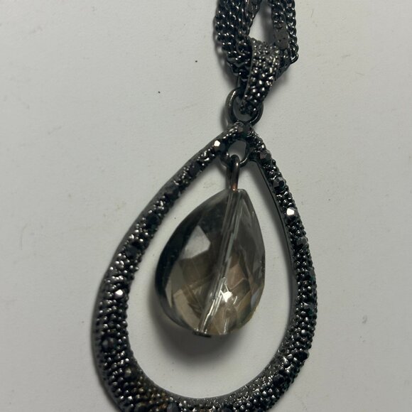 necklace - Picture 2 of 4